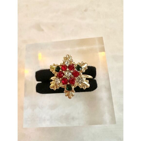Ruby red snowflake adjustable ring - Picture 1 of 3